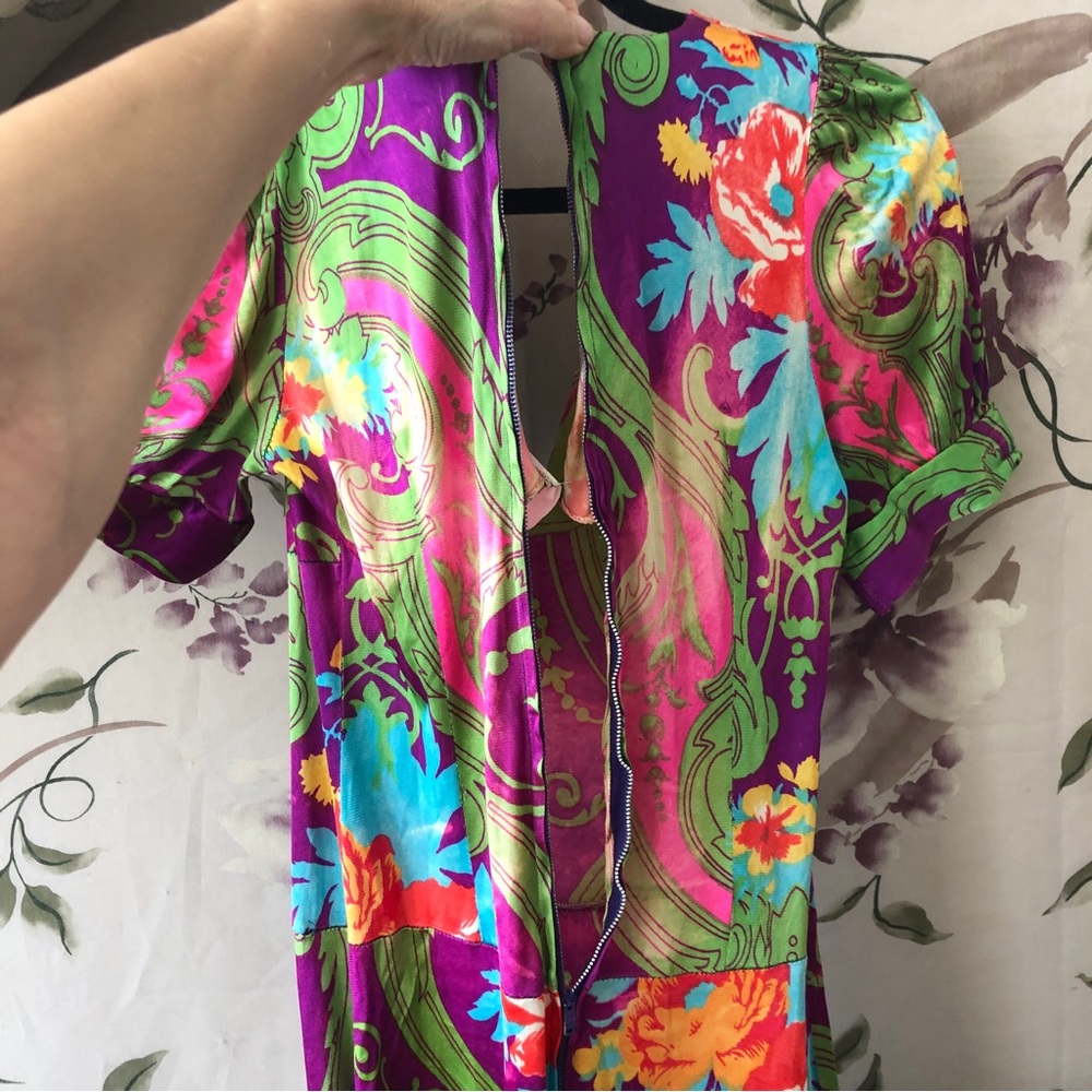 1970 Vintage print dress Zipper back Ver good condition Puff sleeve One fault - Picture 9 of 12